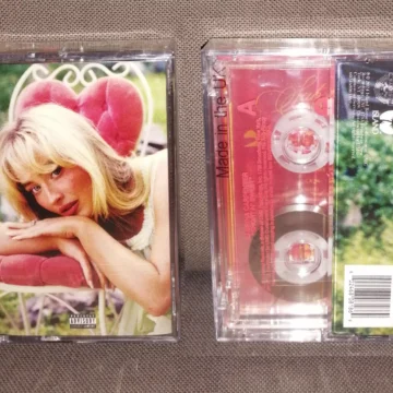 Sabrina Carpenter ALTERNATIVE COVER CASSETTE 1