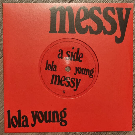 Lola Young - Messy
