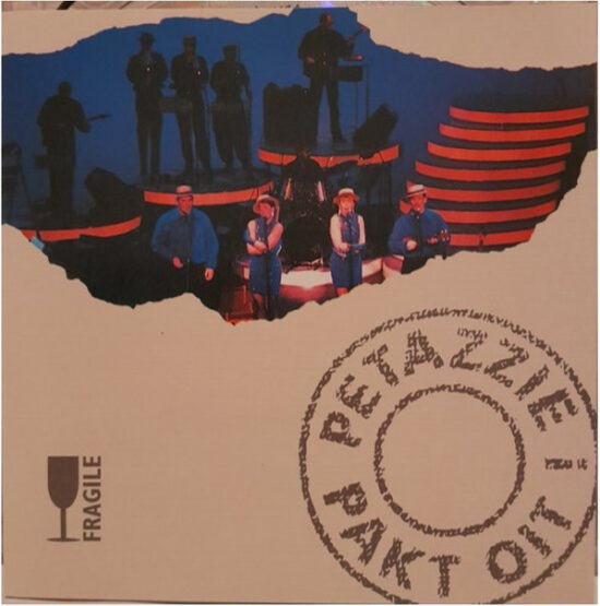 Petazzie - Pakt Oit!