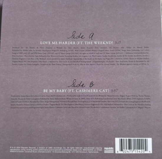 Ariana Grande - Love Me Harder